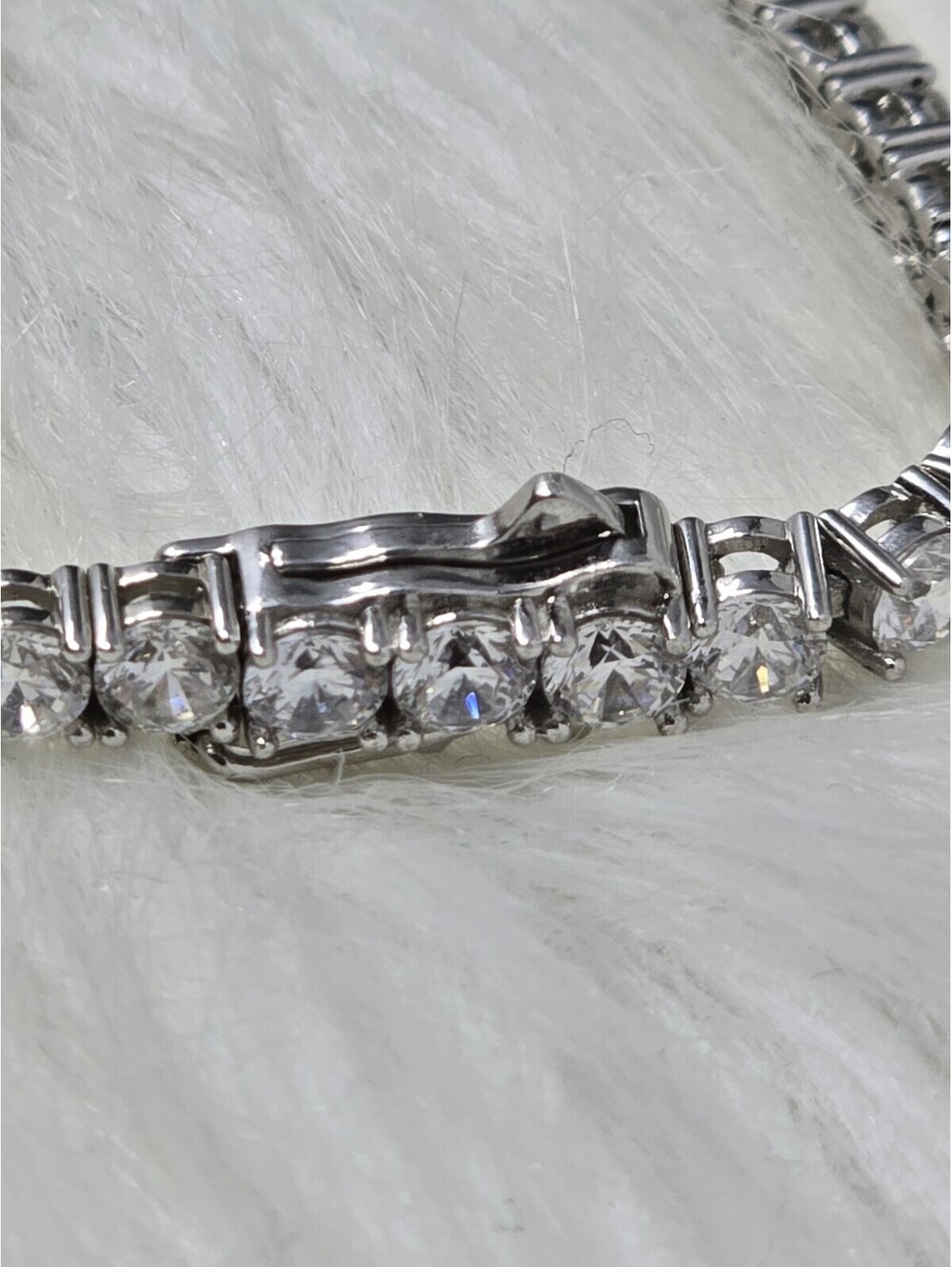925 Sterling Silver Cubic Zirconia Classic Tennis Bracelet - Picture 6 of 7